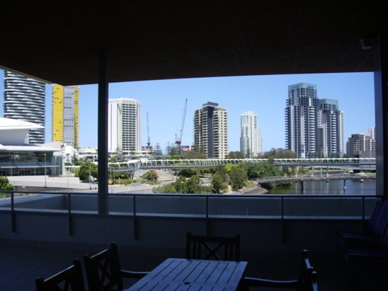 Broadbeach Waters QLD 4218