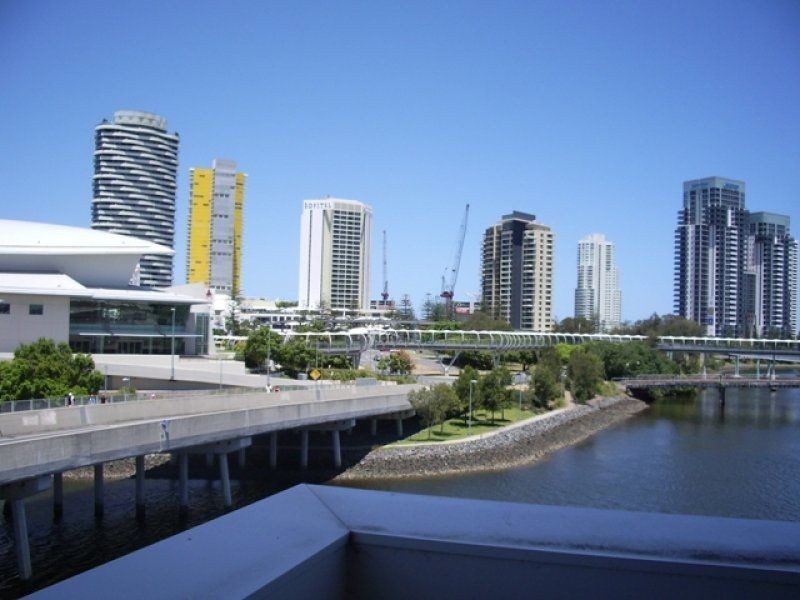 Broadbeach Waters QLD 4218
