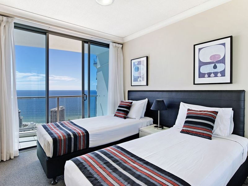 3324/23 Ferny Ave, Surfers Paradise QLD 4217