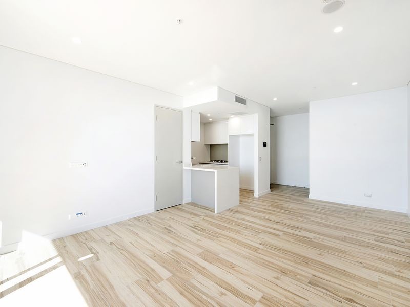 1504/2 Como crescent, Southport QLD 4215