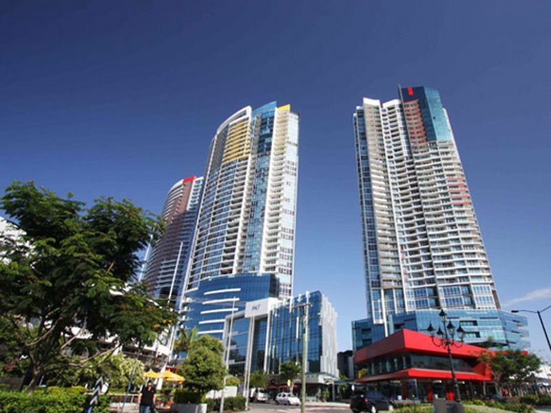 17/56 Scarborough Street, Southport QLD 4215