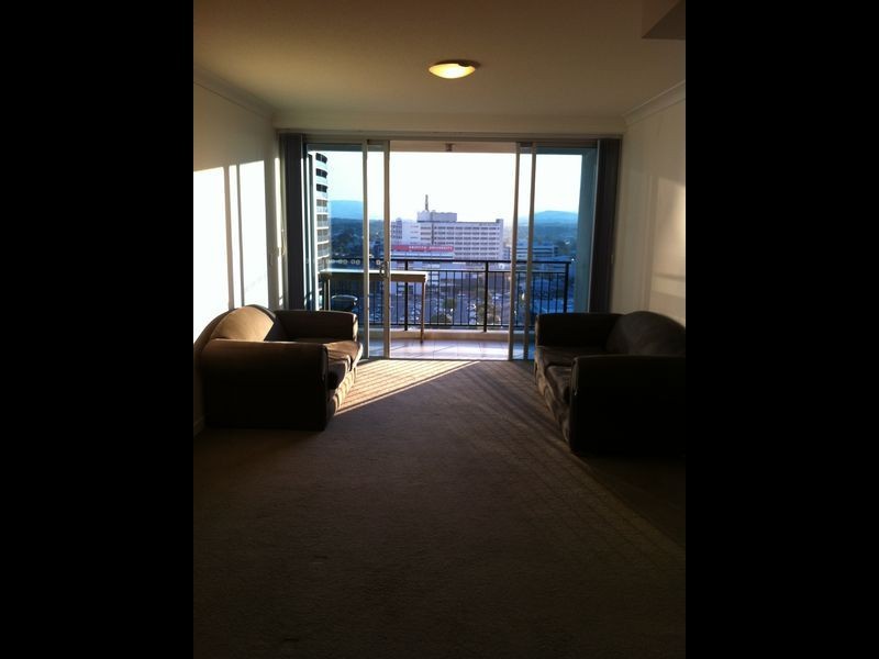 17/56 Scarborough Street, Southport QLD 4215