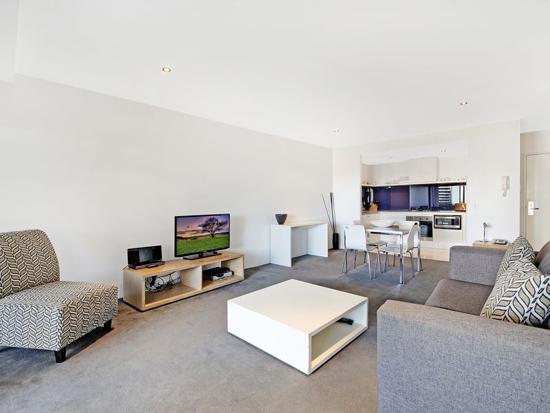 2082/9 Ferny Ave, Surfers Paradise QLD 4217