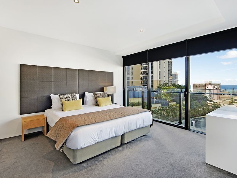 2082/9 Ferny Ave, Surfers Paradise QLD 4217