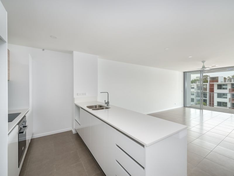 2410/1-7 Waterford Court, Bundall QLD 4217