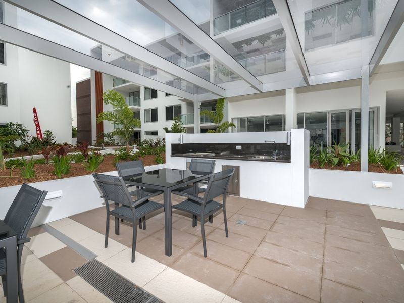 2410/1-7 Waterford Court, Bundall QLD 4217