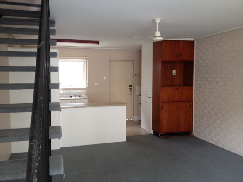 6/183 Old Burleigh Road, Broadbeach QLD 4218