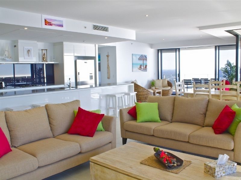 9 Ferny Avenue Circle on Cavill, Surfers Paradise QLD 4217