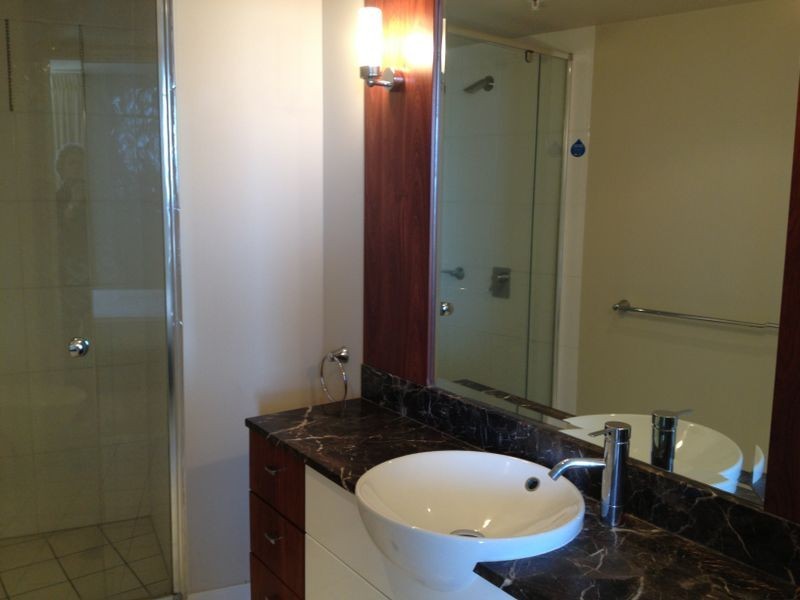 12/23 Ferny Avenue, Surfers Paradise QLD 4217