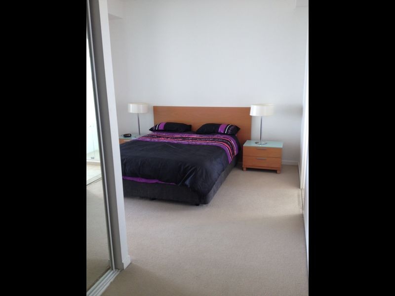 18 Fern Street, Surfers Paradise QLD 4217