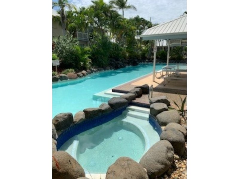 16 Crescent Avenue, Mermaid Beach QLD 4218