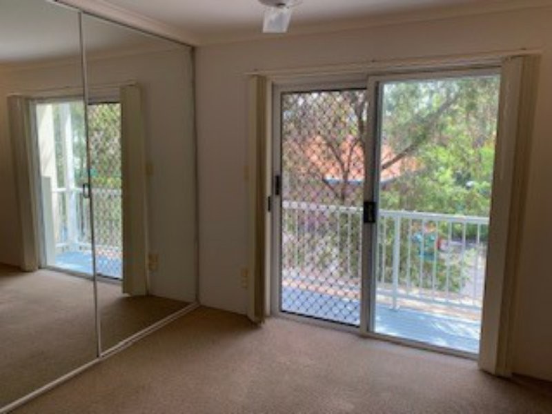 16 Crescent Avenue, Mermaid Beach QLD 4218