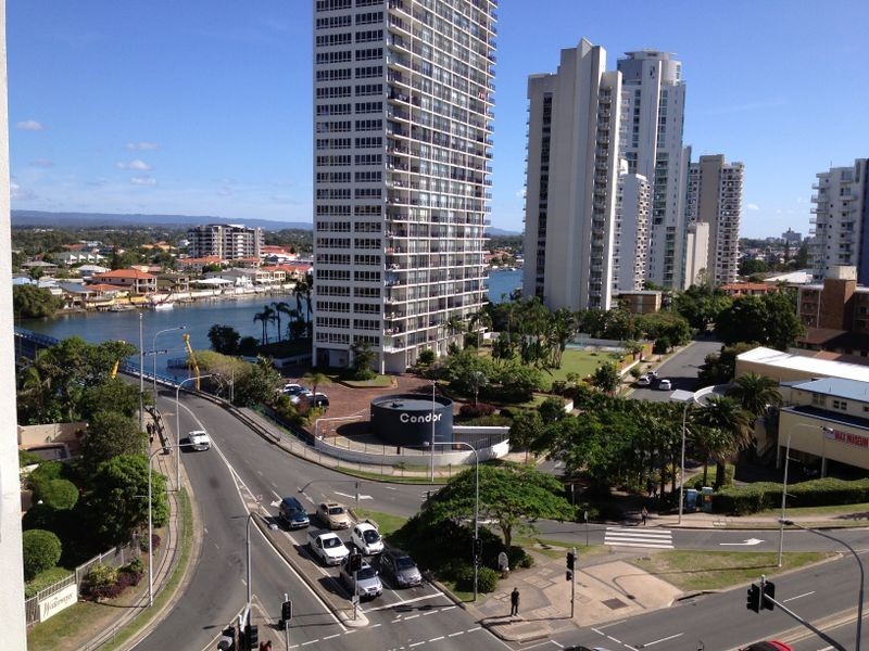 23 Ferny Avenue, Surfers Paradise QLD 4217