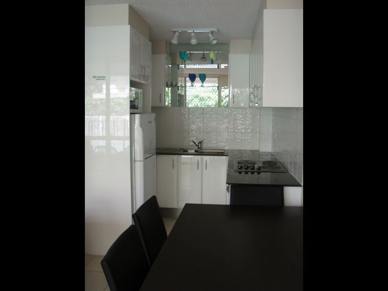 17-19 Vista Street, Surfers Paradise QLD 4217