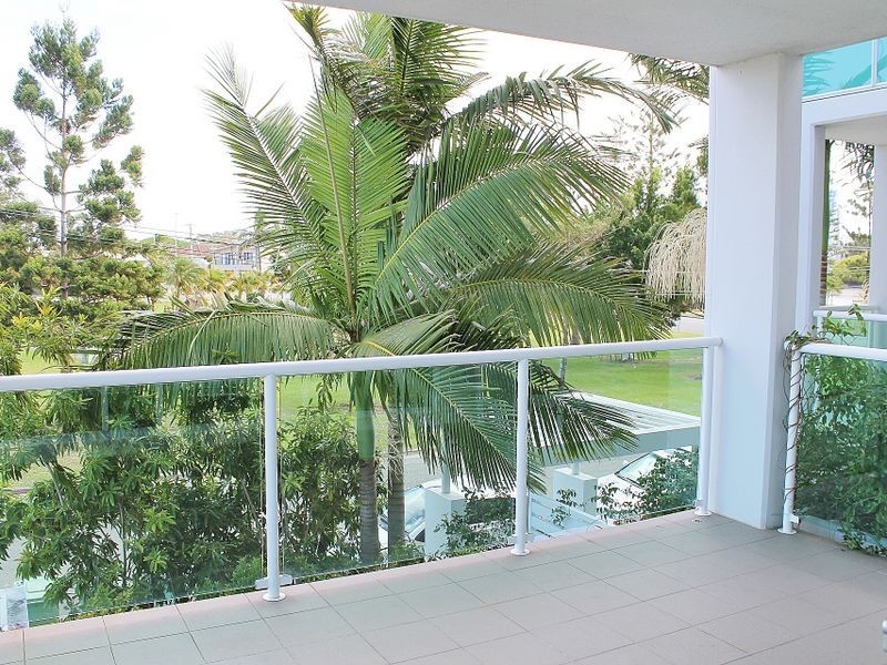 Chevron Island QLD 4217