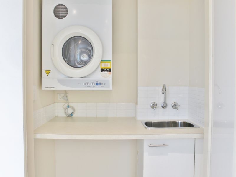 Chevron Island QLD 4217