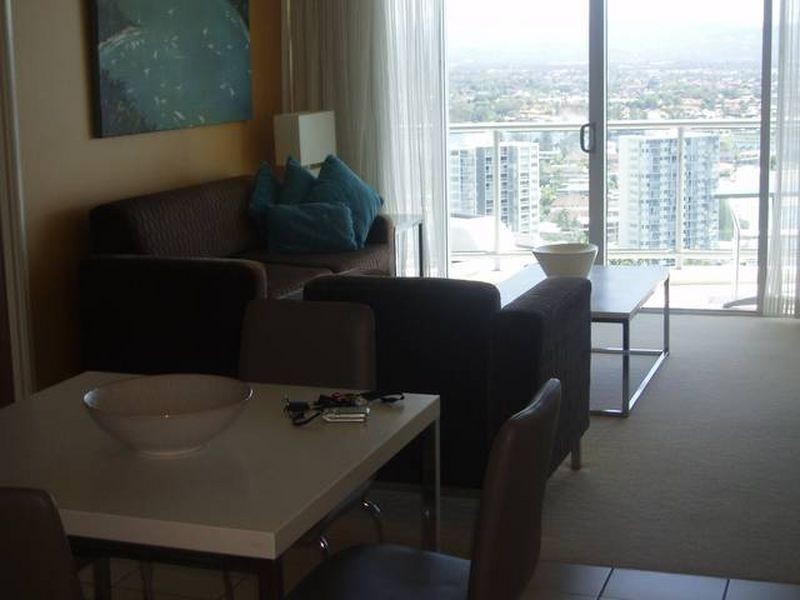 21/23 Ferny Avenue, Surfers Paradise QLD 4217