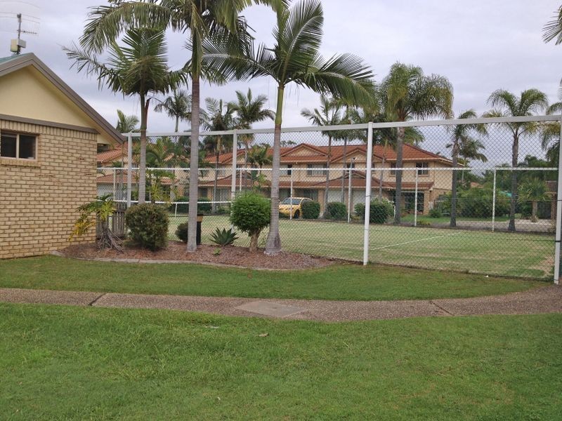 Central St, Labrador QLD 4215