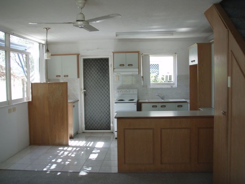 Unit 1/183 Old Burleigh Road, Broadbeach QLD 4218