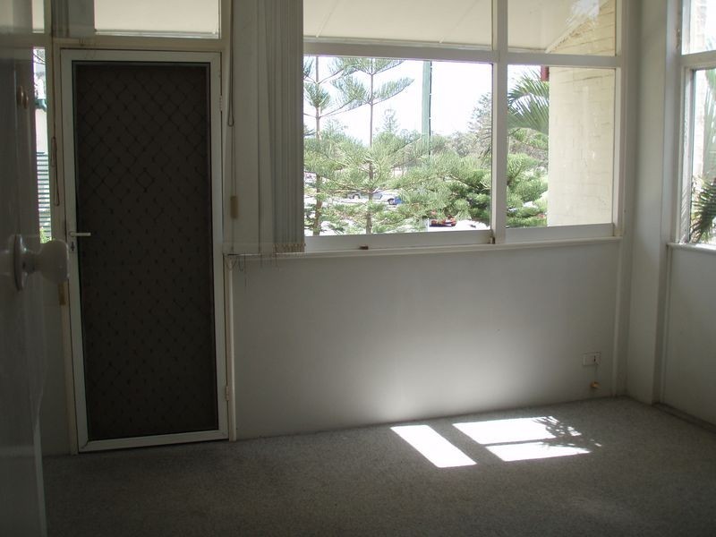 Unit 1/183 Old Burleigh Road, Broadbeach QLD 4218