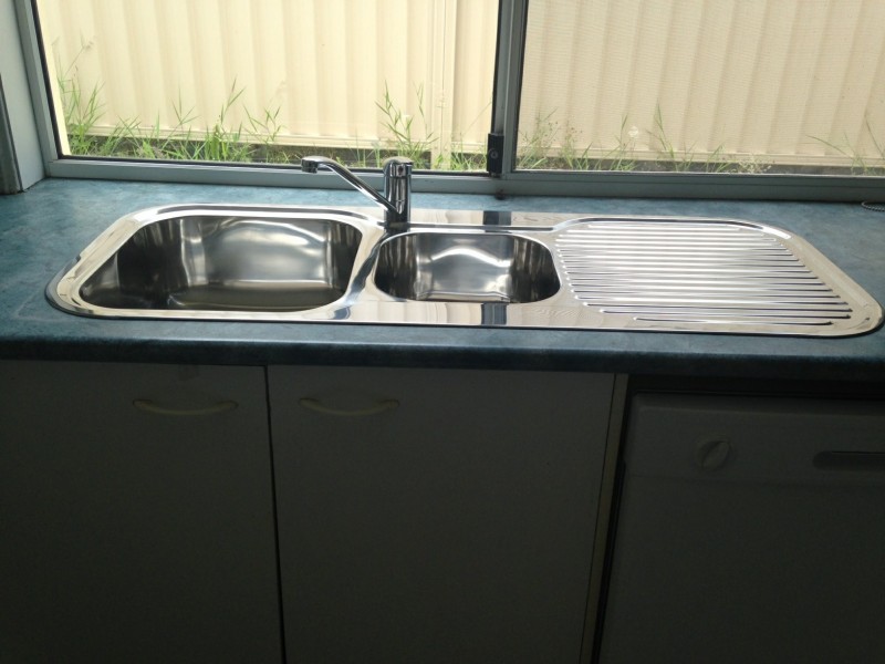 124 Greenacre Drive, Parkwood QLD 4214