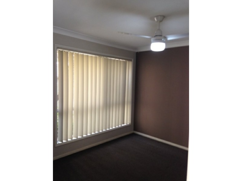 124 Greenacre Drive, Parkwood QLD 4214