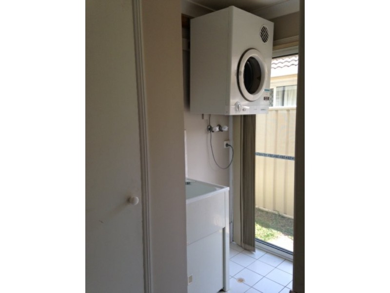 124 Greenacre Drive, Parkwood QLD 4214