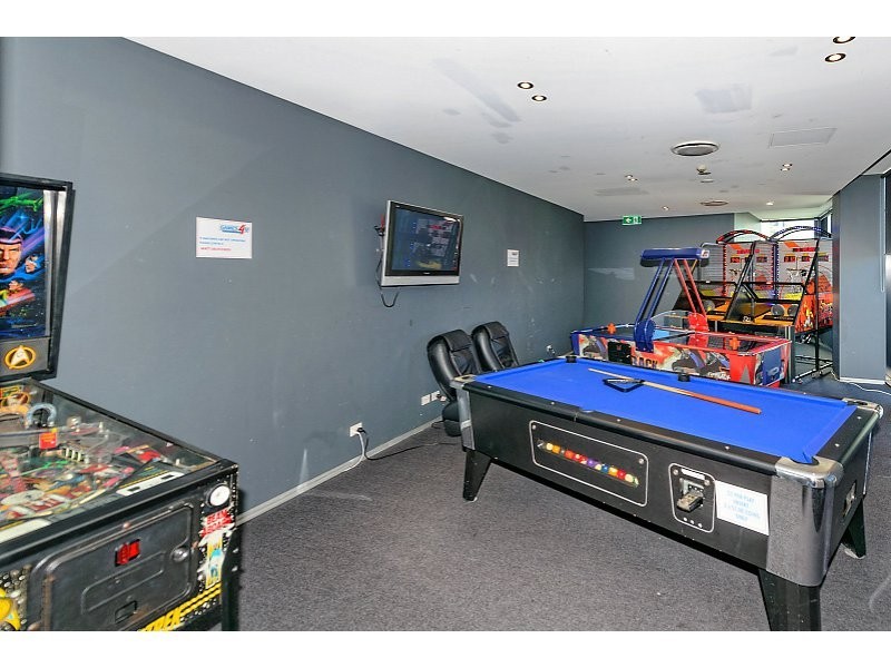 23 Ferny Avenue, Surfers Paradise QLD 4217