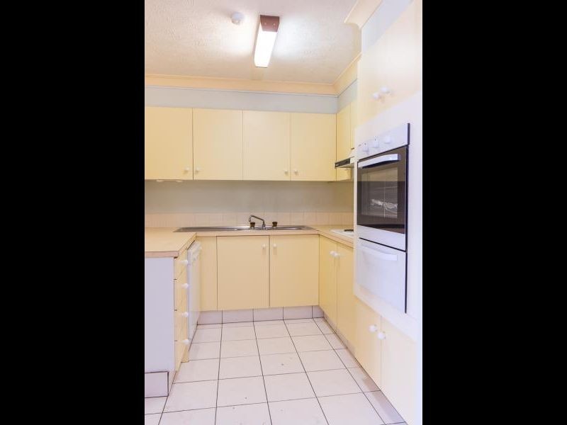 Broadbeach QLD 4218