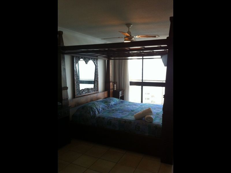 11/4 Old Burleigh Road, Surfers Paradise QLD 4217