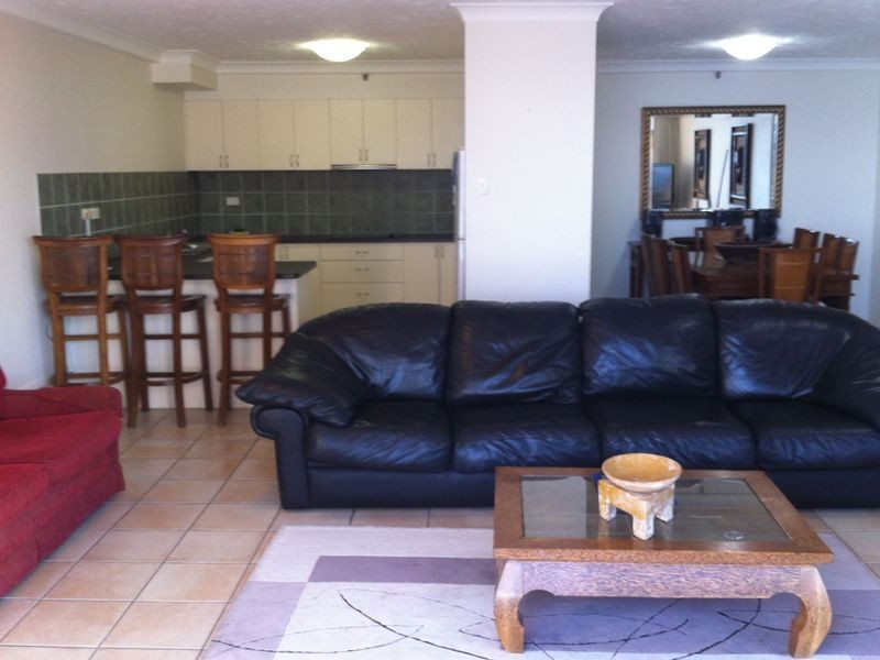 11/4 Old Burleigh Road, Surfers Paradise QLD 4217