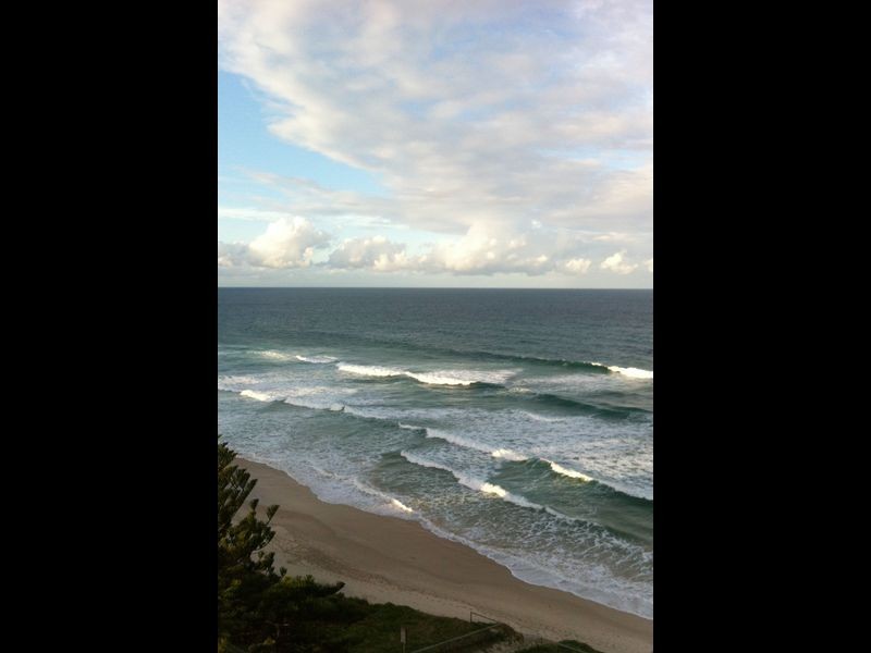 11/4 Old Burleigh Road, Surfers Paradise QLD 4217