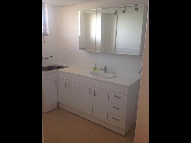 2/29 Oak Avenue, Surfers Paradise QLD 4217