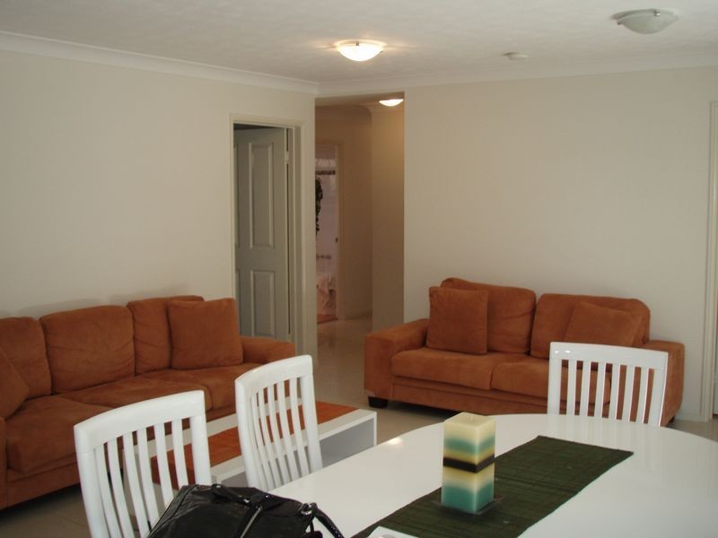 1/26 Bath Street, Labrador QLD 4215