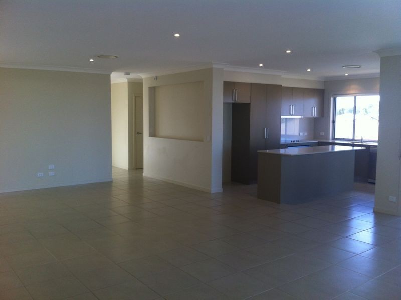 40 Worchester Terrace, Reedy Creek QLD 4227