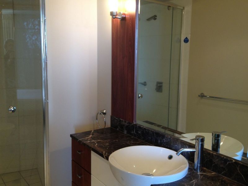 2122/23 Ferny Avenue, Surfers Paradise QLD 4217