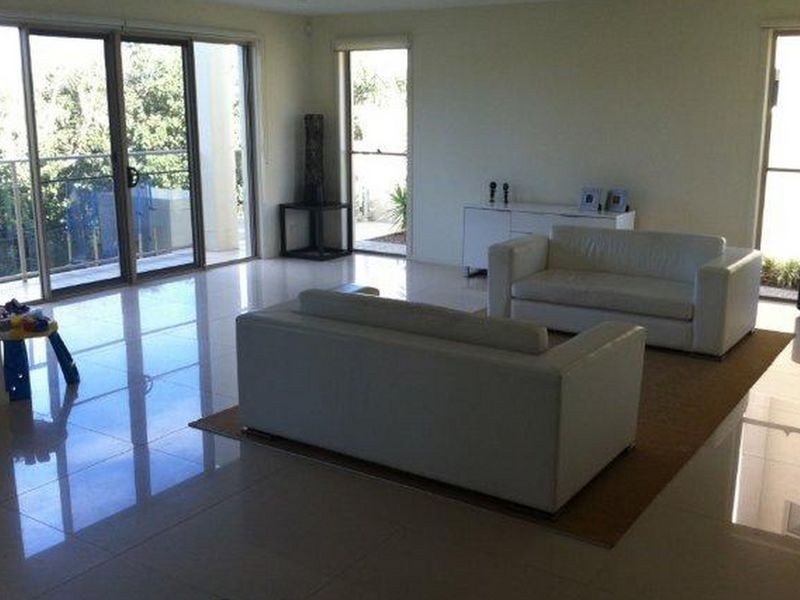 12/145 Palm Meadows Drive, Carrara QLD 4211