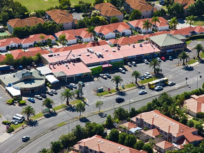 138 Slatyer Avenue, Benowa QLD 4217