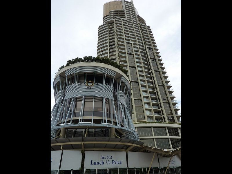 2/50 Marine Parade, Southport QLD 4215