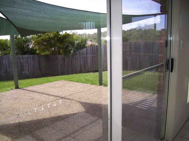 30 Daintree Drive, Parkwood QLD 4214