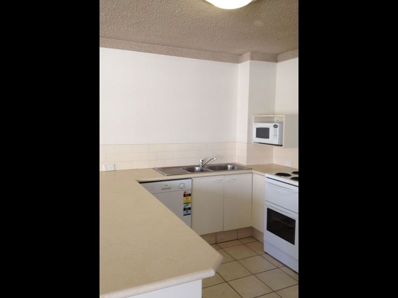 101/65 Garfield Terrace, Surfers Paradise QLD 4217