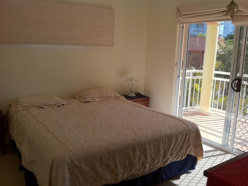 7 Holborow Close, Surfers Paradise QLD 4217