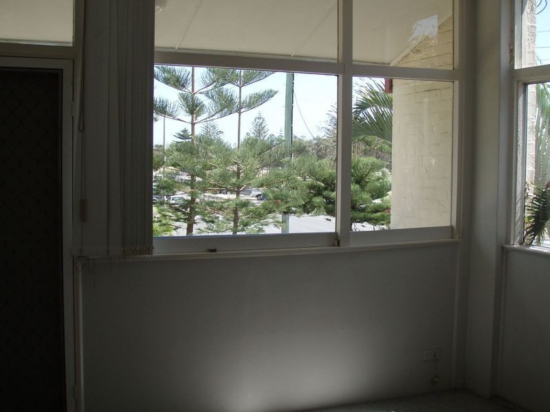 1/183 Old Burleigh Road, Broadbeach QLD 4218