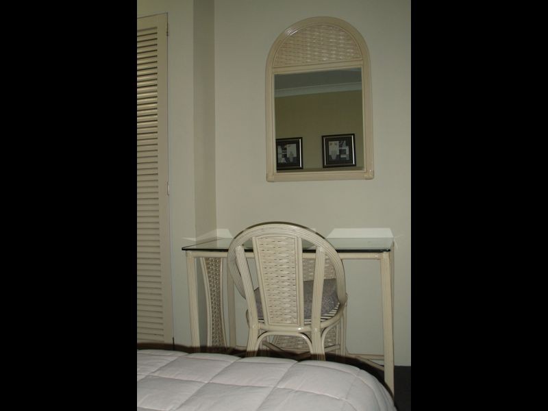 122b/1 Paradise Island, Surfers Paradise QLD 4217