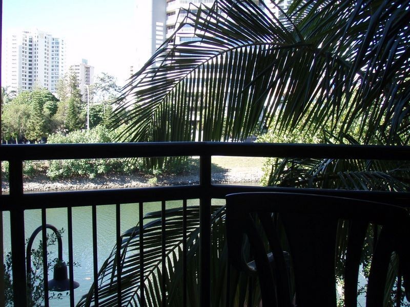 122b/1 Paradise Island, Surfers Paradise QLD 4217