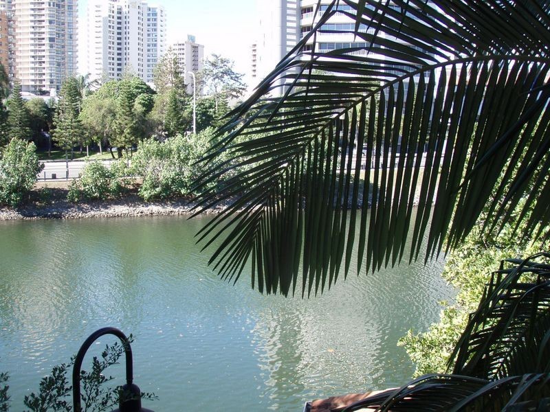 122b/1 Paradise Island, Surfers Paradise QLD 4217