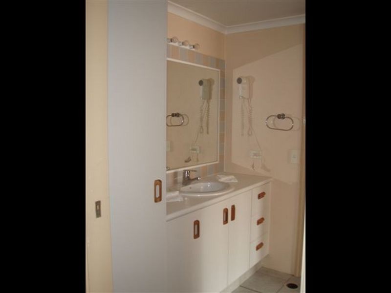 203/1 Paradise Island, Surfers Paradise QLD 4217
