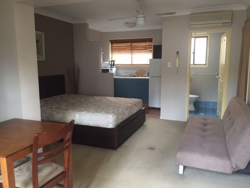 2A/41 Watson Esplanade, Surfers Paradise QLD 4217