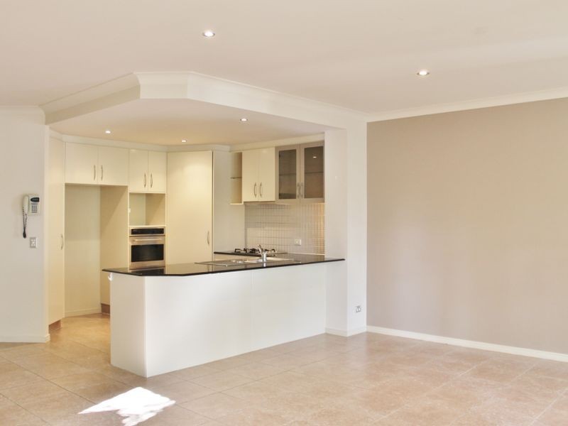 Carrara QLD 4211