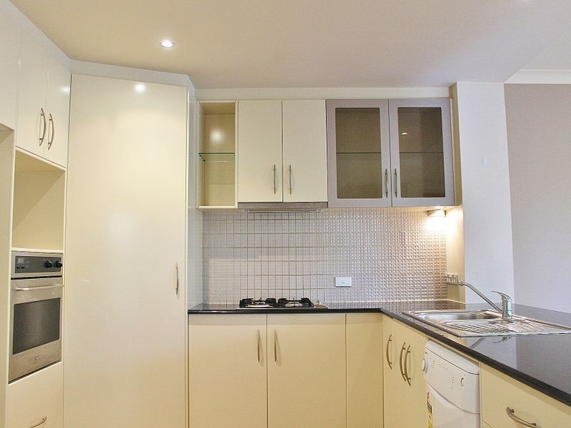 Carrara QLD 4211